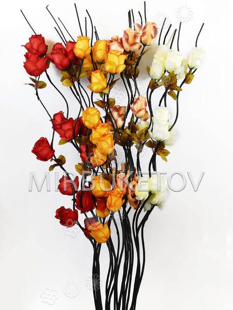 Ветка для декора спиральная, 3 Розы с тройными листьям, 1.50 м